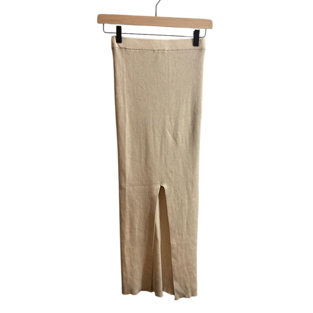Olive + Oak Skirt Womens XS Beige Ribbed Knit Front Slitβ Midi Style Holiday